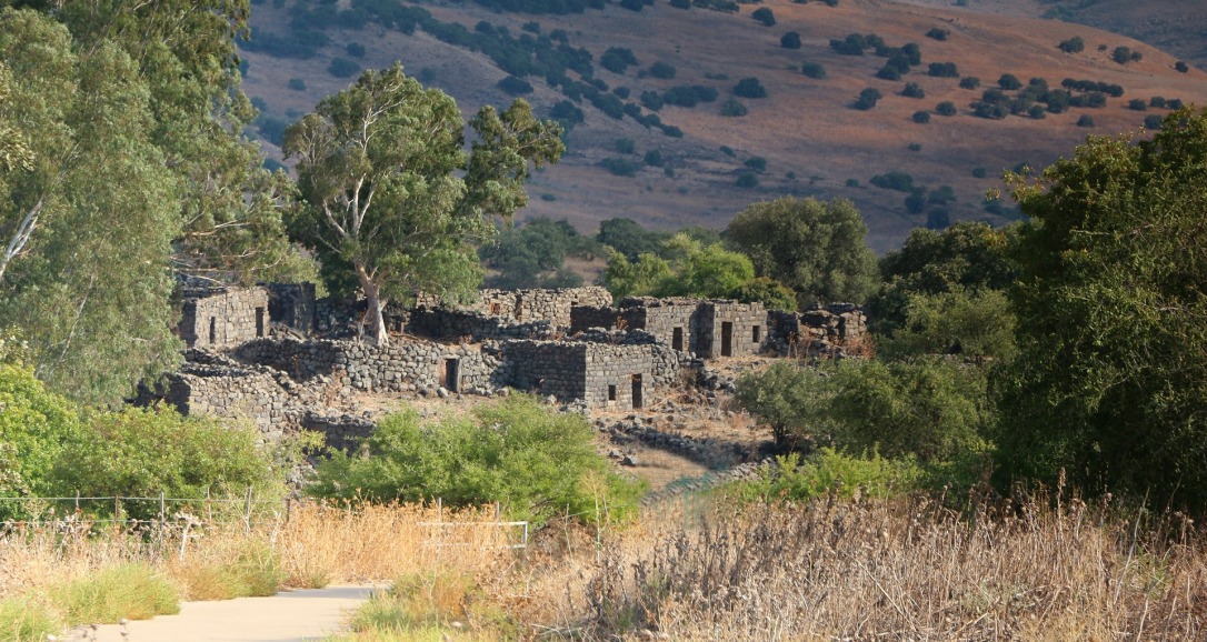 deserted-ruins-176906_1920.jpg